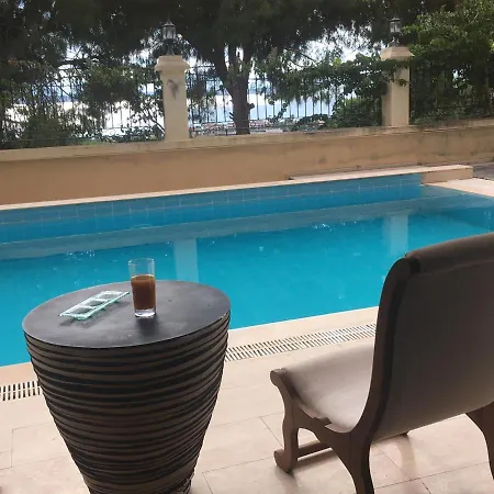 Daire With Private Pool Near Beach In Cesme *